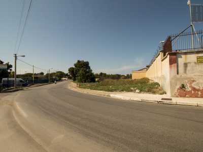 ...strada che dopo aver curvato permette di ritrovare sprazzi della lama perduta...